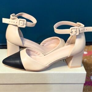 NIB Nude & Black Cap Toe Ankle Strap Block Heel Pumps